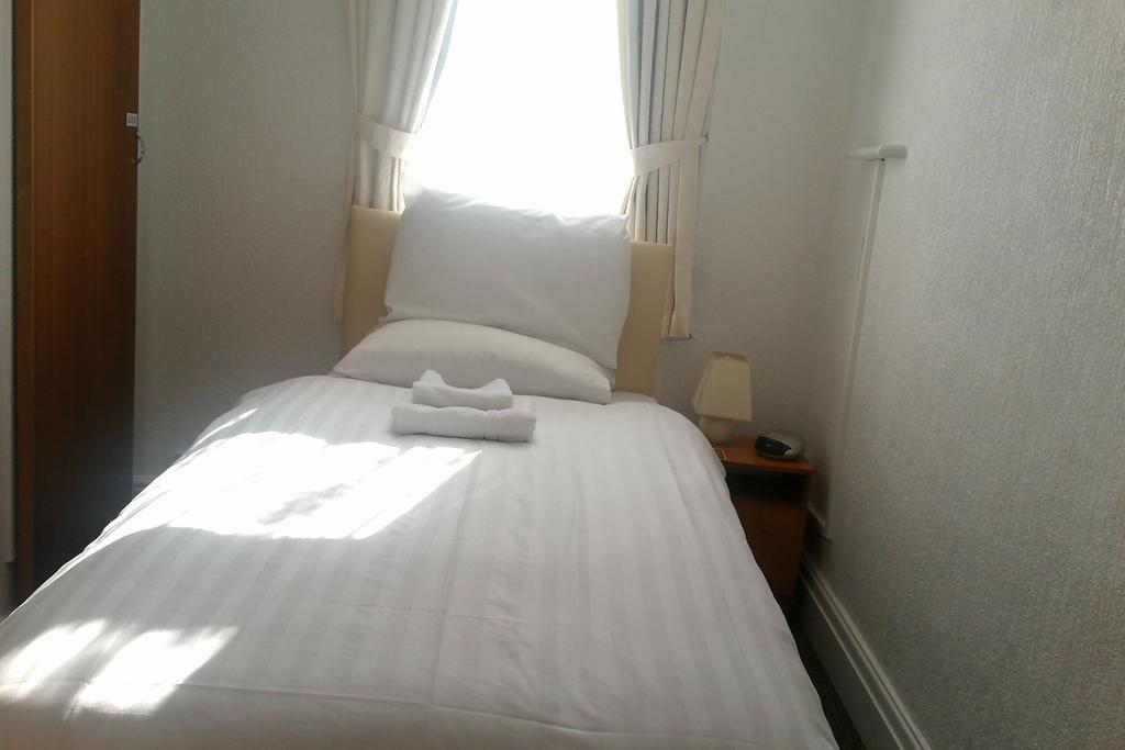 Morrisy House Otel Blackpool Oda fotoğraf
